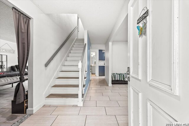 7910 Valley Trl Property Photo 5