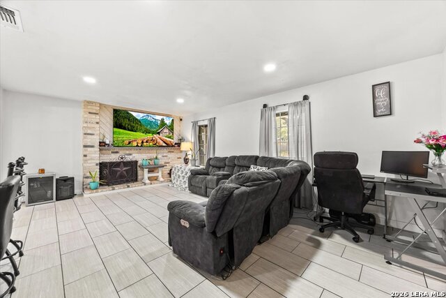 7910 Valley Trl Property Photo 6
