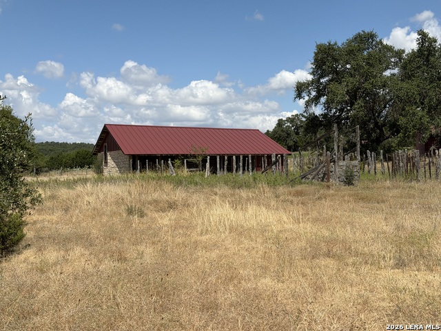 595 E Amman Rd Property Photo 1