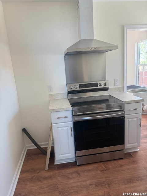 1507 W Hilderbrand Ave. Property Photo 6