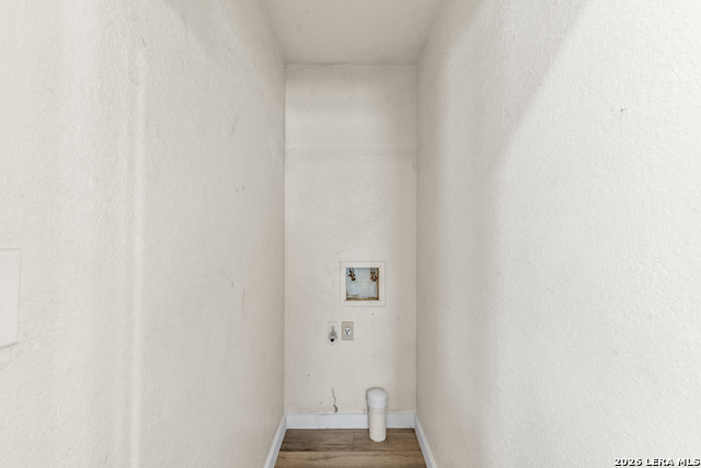 108 Leona St Property Photo 13