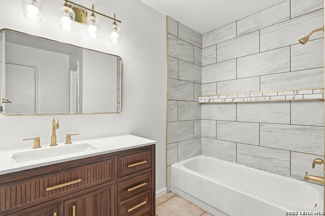 11442 Rousseau St Property Photo 3
