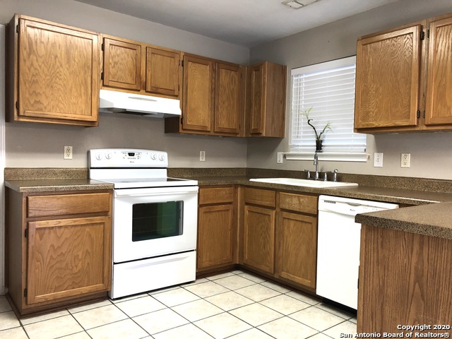 731 Leopard Holw Property Photo 10