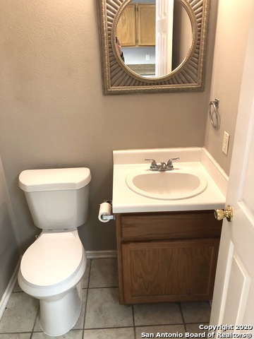 731 Leopard Holw Property Photo 13