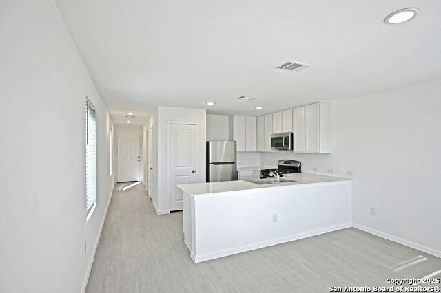 11806 Bluebell Rdg Property Photo 7
