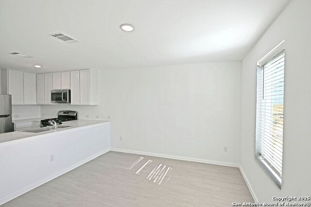 11806 Bluebell Rdg Property Photo 8