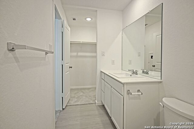 11806 Bluebell Rdg Property Photo 16