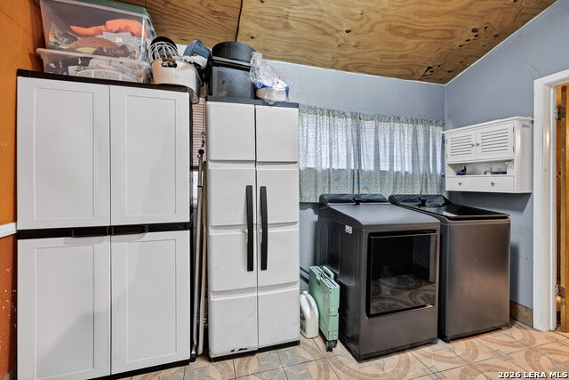 1518 W Travis Property Photo 13