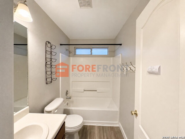 1310 Bobcat Pass Property Photo 5