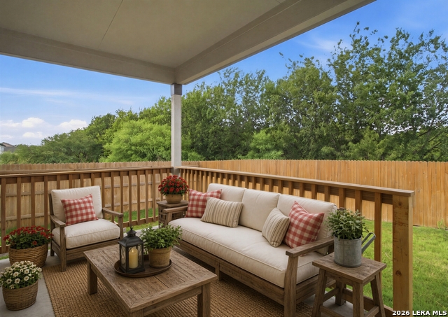 304 Saddle Dawn Property Photo 2