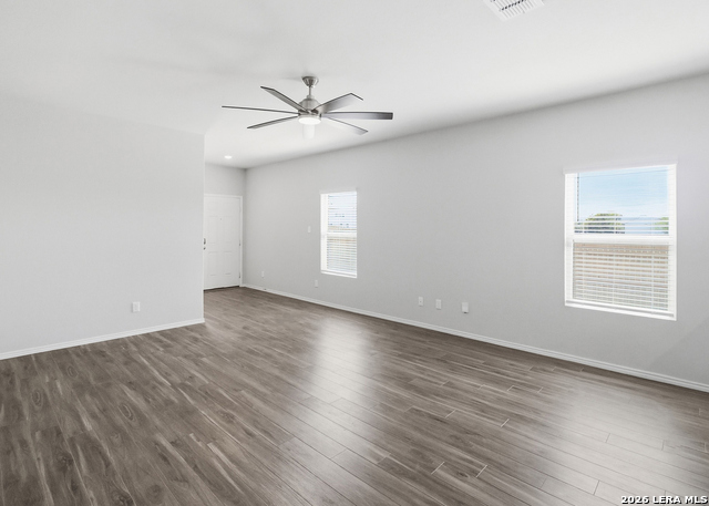 304 Saddle Dawn Property Photo 6