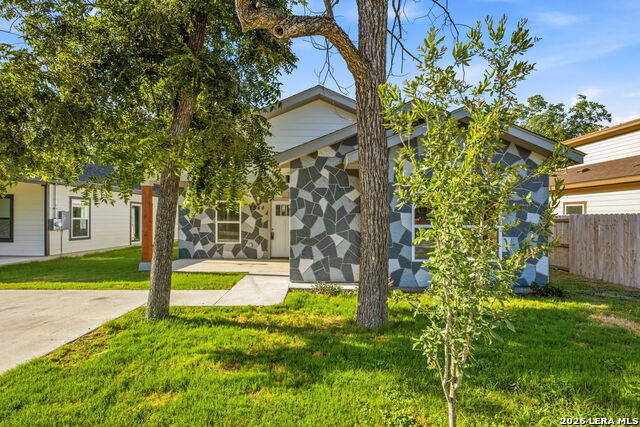 1346 Crystal Property Photo 2