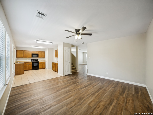 12811 Capri Property Photo 4