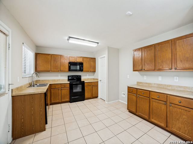 12811 Capri Property Photo 5