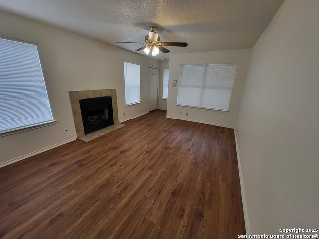 7206 Gaslamp Ln Property Photo 2
