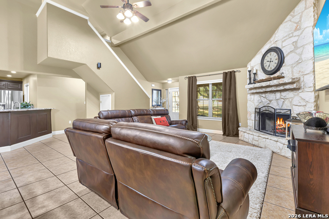 8013 Devonshire Dr Property Photo 7