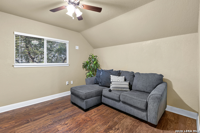 8013 Devonshire Dr Property Photo 17