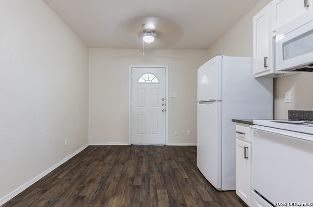 834 Division Ave Property Photo 15