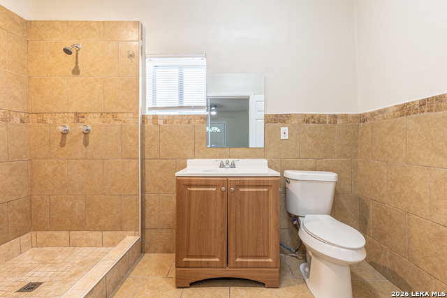 834 Division Ave Property Photo 17