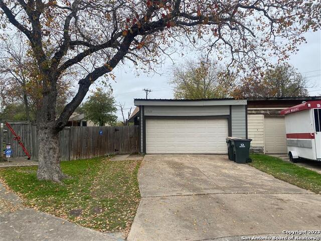 7920 Falcon Ridge Property Photo 2
