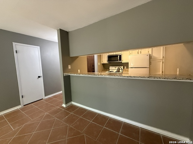 4119 Medical Dr Property Photo 9