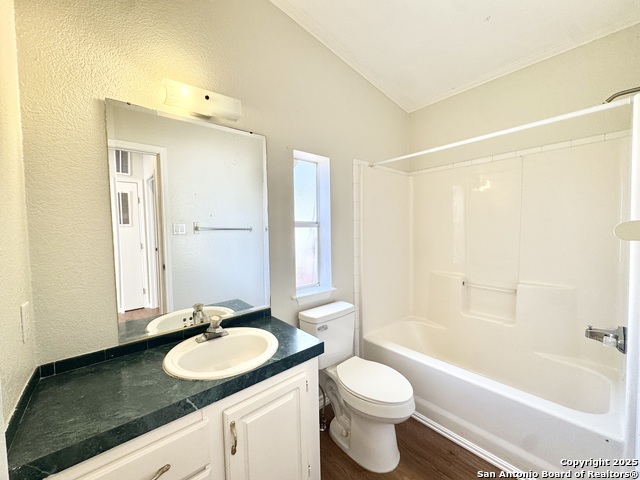 191 Corridor Oaks Property Photo 15