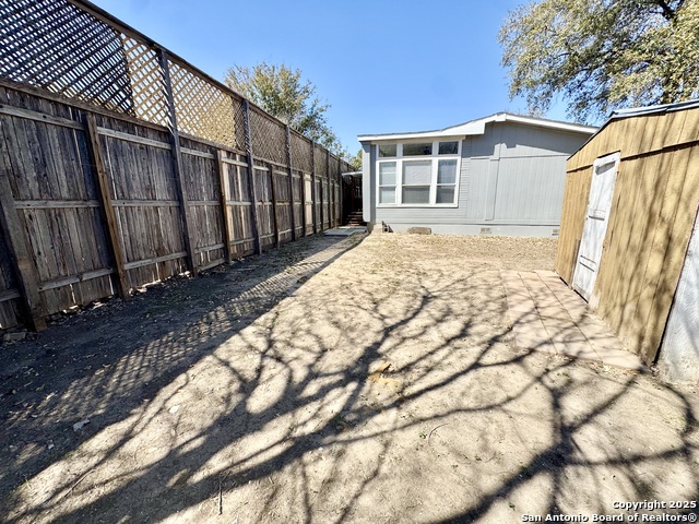 191 Corridor Oaks Property Photo 18