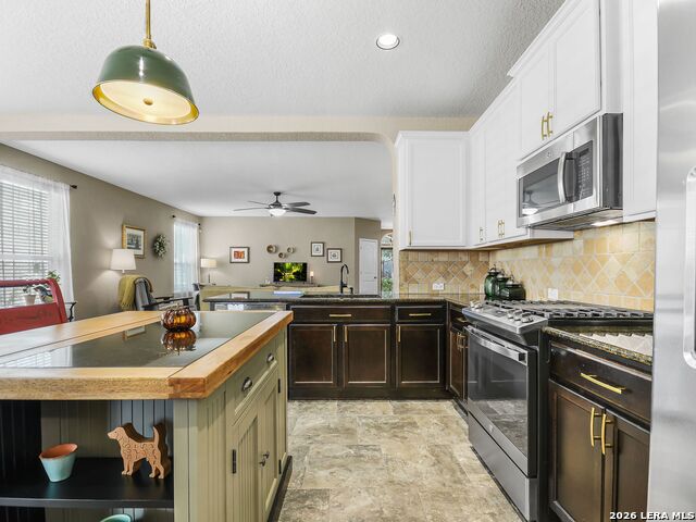 5947 Akin Place Property Photo 19