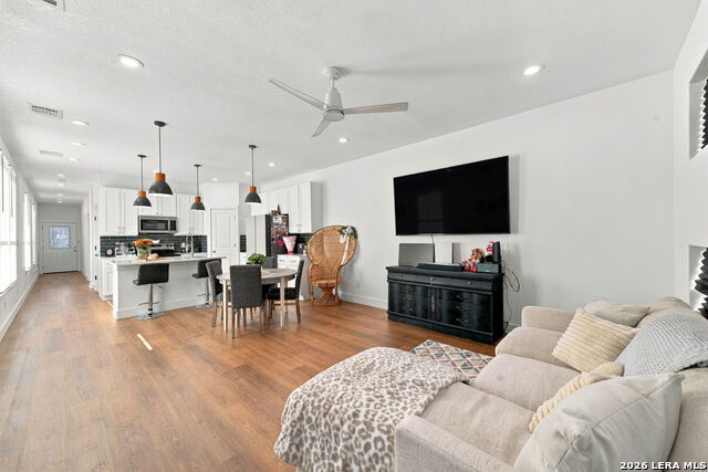 1803 W Southcross Blvd Property Photo 5