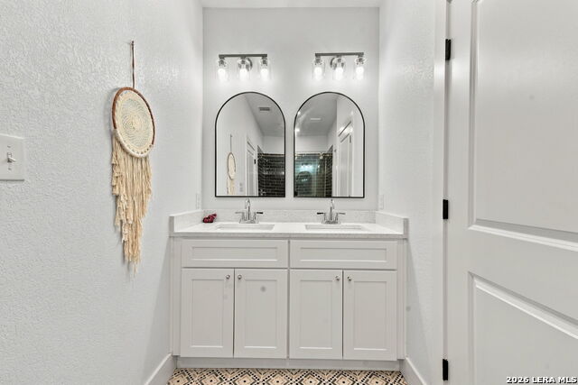 1803 W Southcross Blvd Property Photo 19