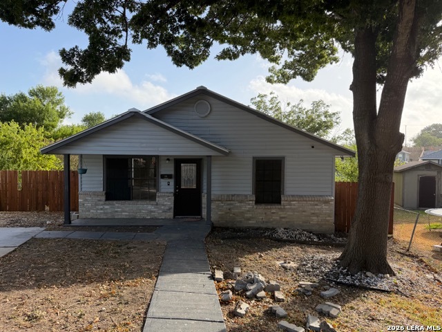 211 Rivertree Property Photo 1