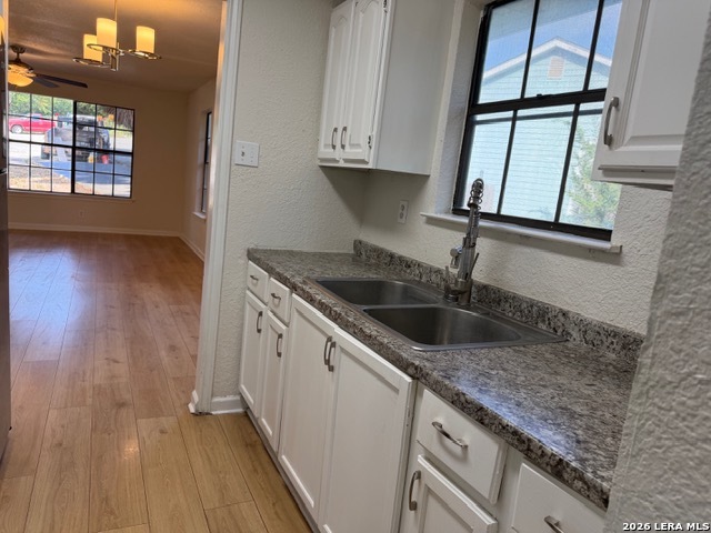 211 Rivertree Property Photo 7