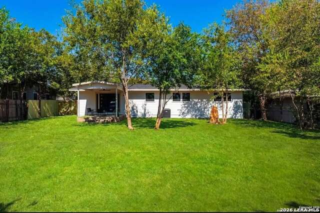 741 Perryman St Property Photo 8