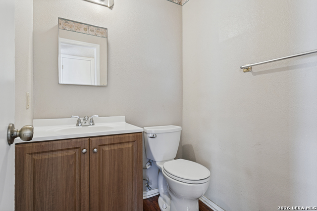 8010 Chestnut Cape Dr Property Photo 9