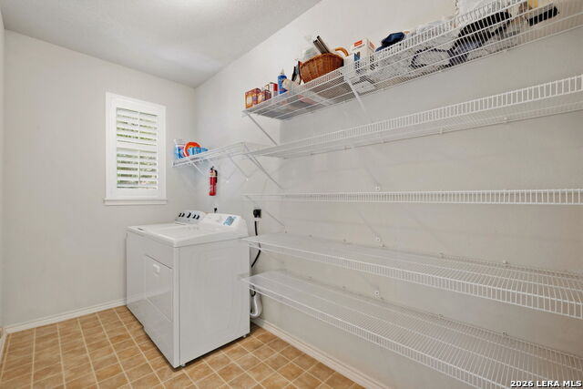 2430 Rogers Loop Property Photo 14