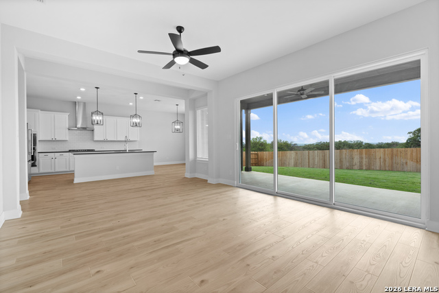 159 Azalea Aly Property Photo 4
