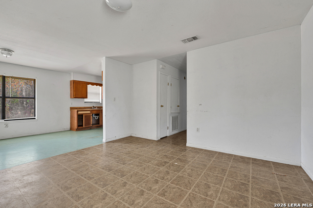 2826 Trails W Property Photo 5