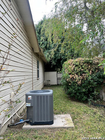 990 Evans Property Photo 4