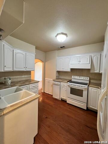 990 Evans Property Photo 8
