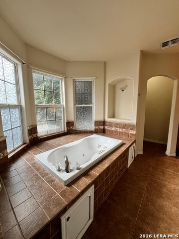990 Evans Property Photo 15