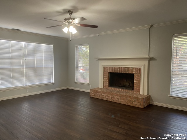 614 Stoneway Dr Property Photo 4