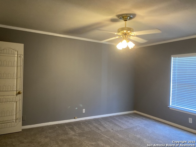 614 Stoneway Dr Property Photo 9