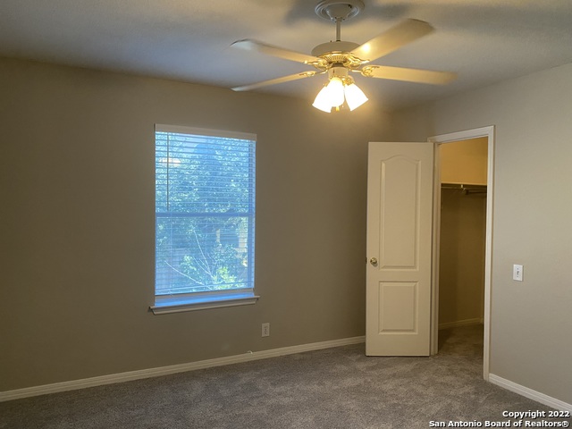 614 Stoneway Dr Property Photo 10