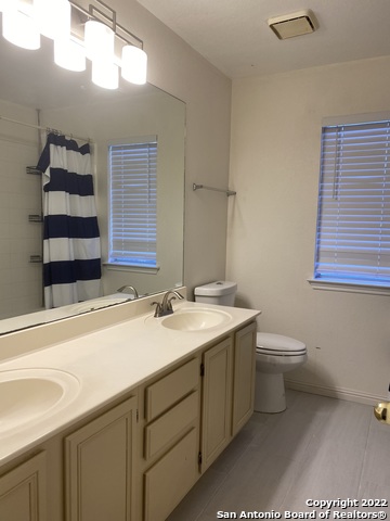 614 Stoneway Dr Property Photo 13