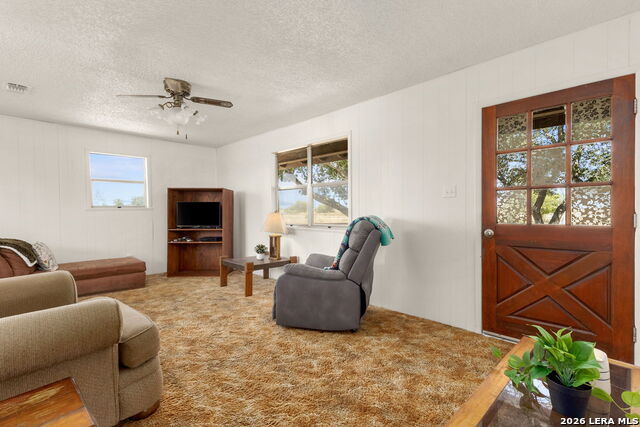 411 Willmann Rd Property Photo 6