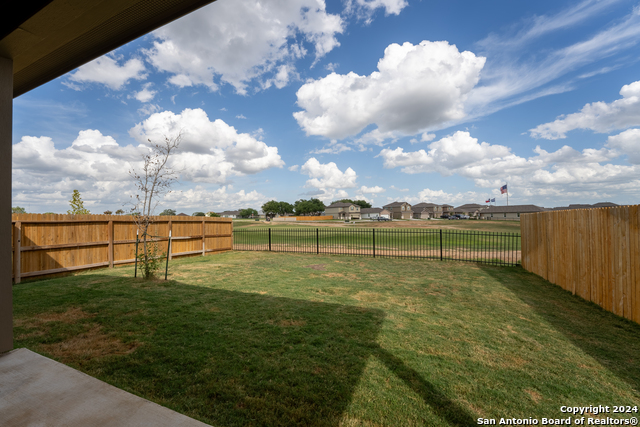 129 Legendary Trail Loop Property Photo 13