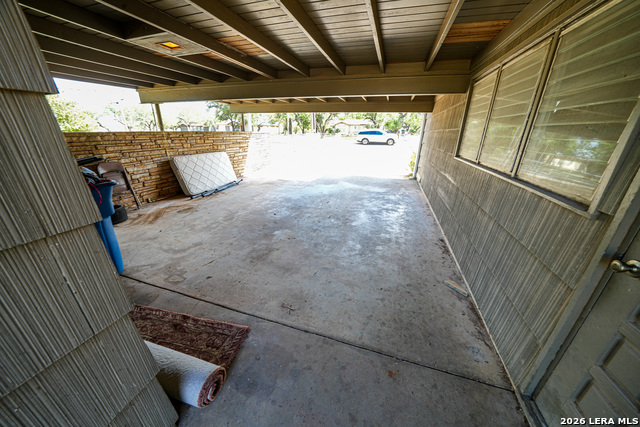 664 S Edwards Ave Property Photo 19