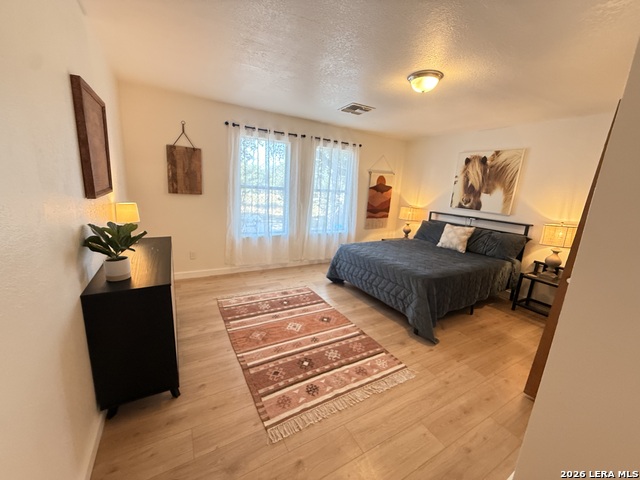 4754 English Crossing Property Photo 11