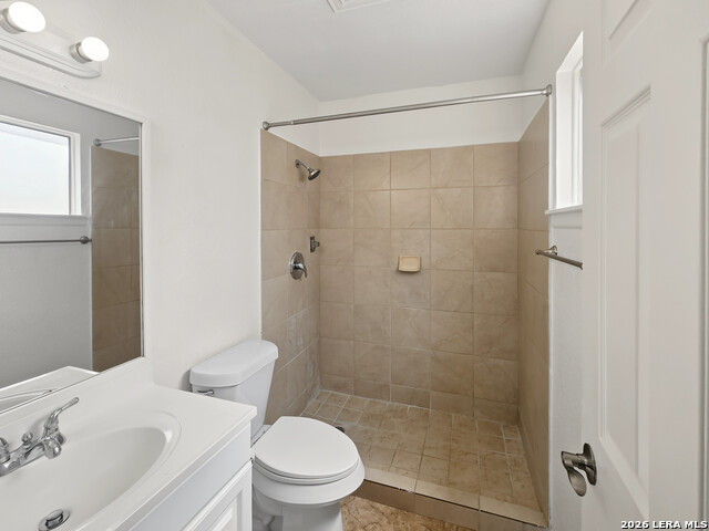 5847 Cliffmont Drive Property Photo 13