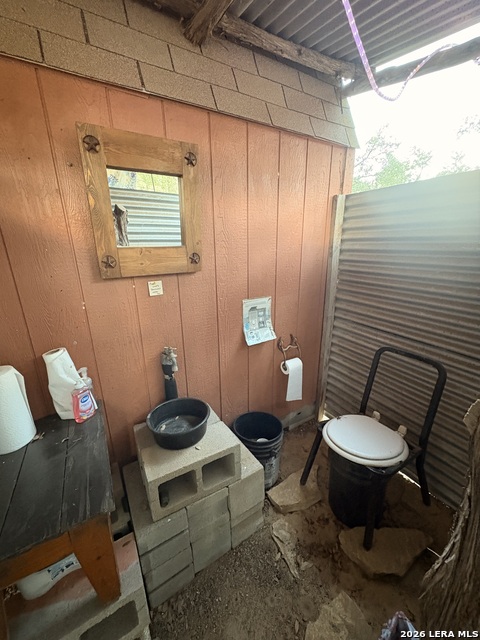 233 Rust Ranch Rd. Property Photo 17